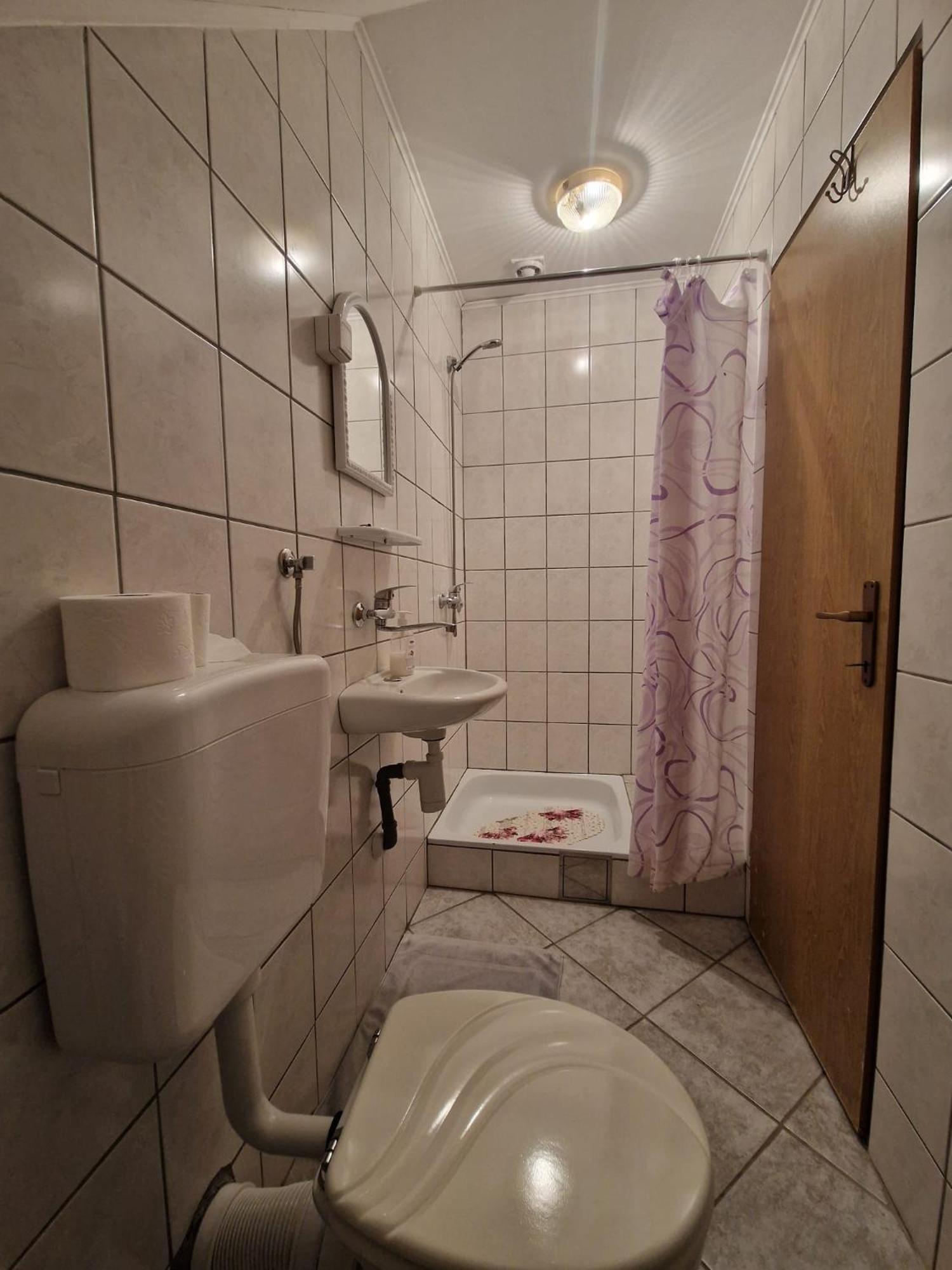House Luketic Hotel Rastovača Екстериор снимка