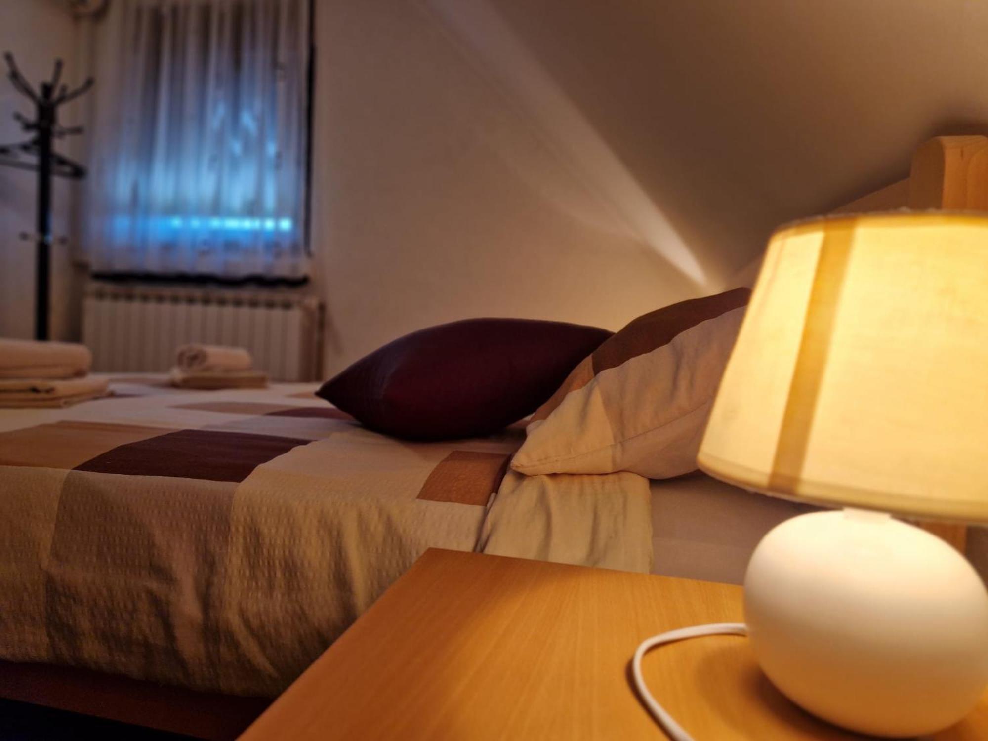 House Luketic Hotel Rastovača Екстериор снимка